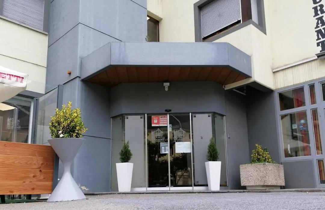 Hotel du Stand-1
